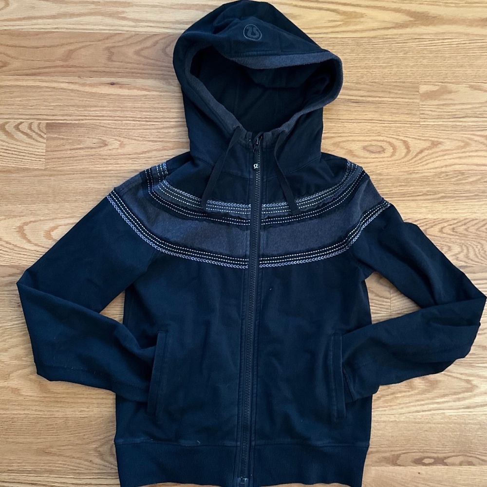 Lululemon Scuba Hoodie (8)
